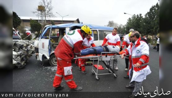 تصادف اتوبوس و نیسان وانت در منطقه دادلو میانه با 31 مجروح