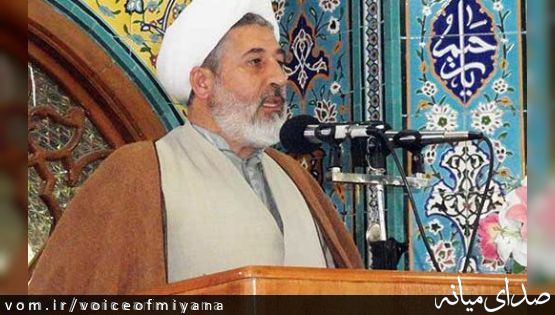 واکنش تند امام جمعه میانه به منتقدین برگزاری نمازجمعه در شرایط کرونایی