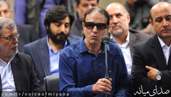 گفتگو با قادر طهماسبی(فرید) شاعر "مثنوی شهادت" ؛فکر کردیم نذری می‌دهند؛ نگو صف خرید کاست است!