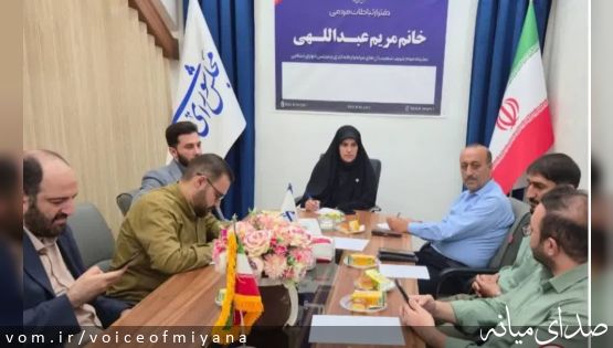 یادداشت کاربران/ بزرگداشت صوری و تکراری روز خبرنگار در میانه