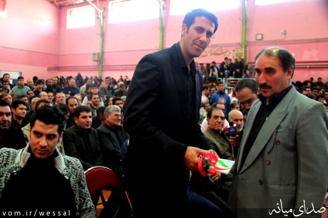 تصویر محمد علی رستمی